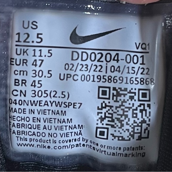 Nike Quest 5 CUSHIONED Mens Size 12.5 Running Shoes Sneakers Black White - Picture 11 of 12